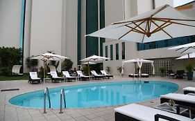 海豚会议中心酒店